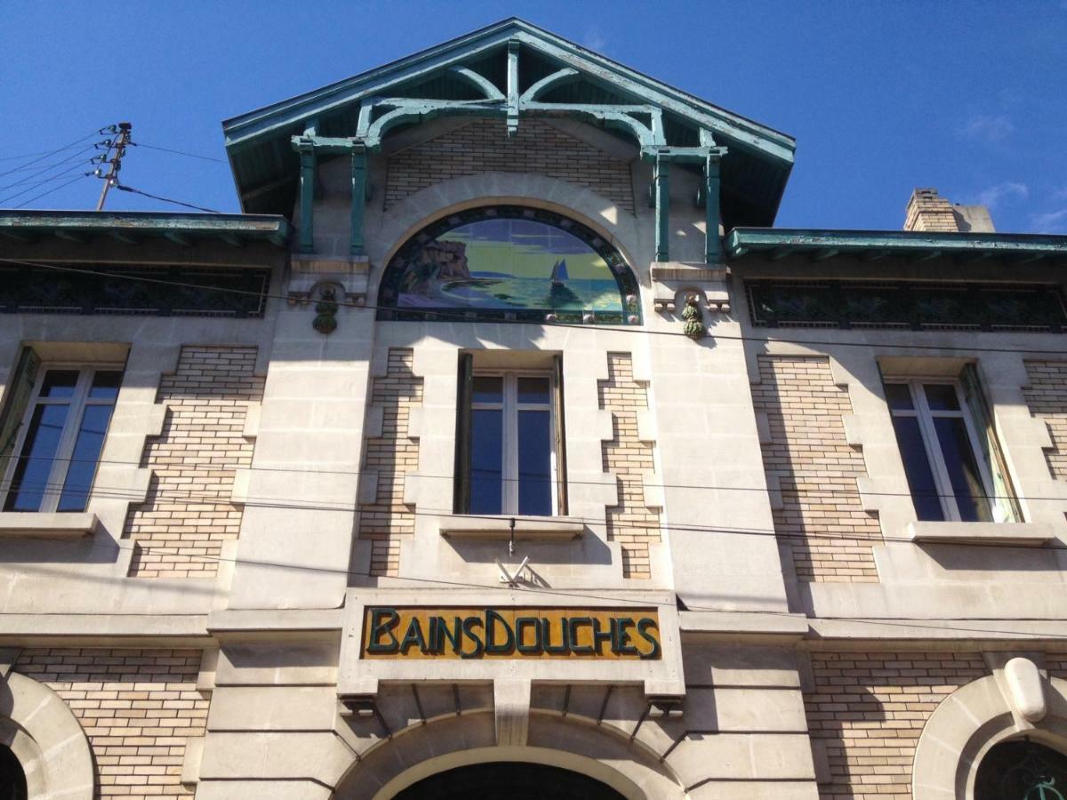 Aparthotel Les Bains Douches Périgueux Esterno foto