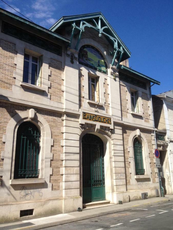 Aparthotel Les Bains Douches Périgueux Esterno foto