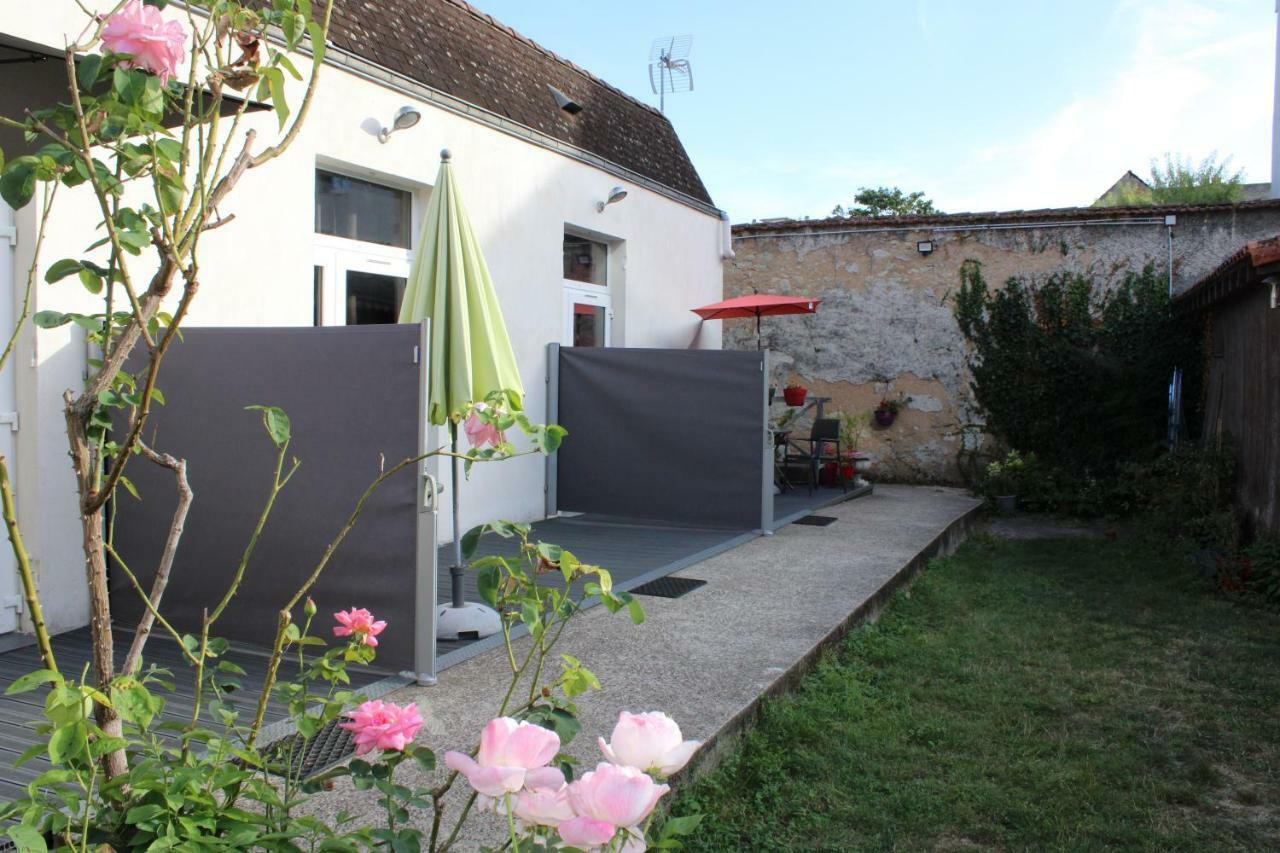 Aparthotel Les Bains Douches Périgueux Esterno foto